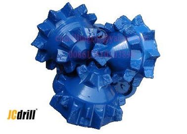 Beli Alat Pengeboran Sumur API Air Sealed Bearing Giling Gigi Triconer Drill Bit pembuatan online