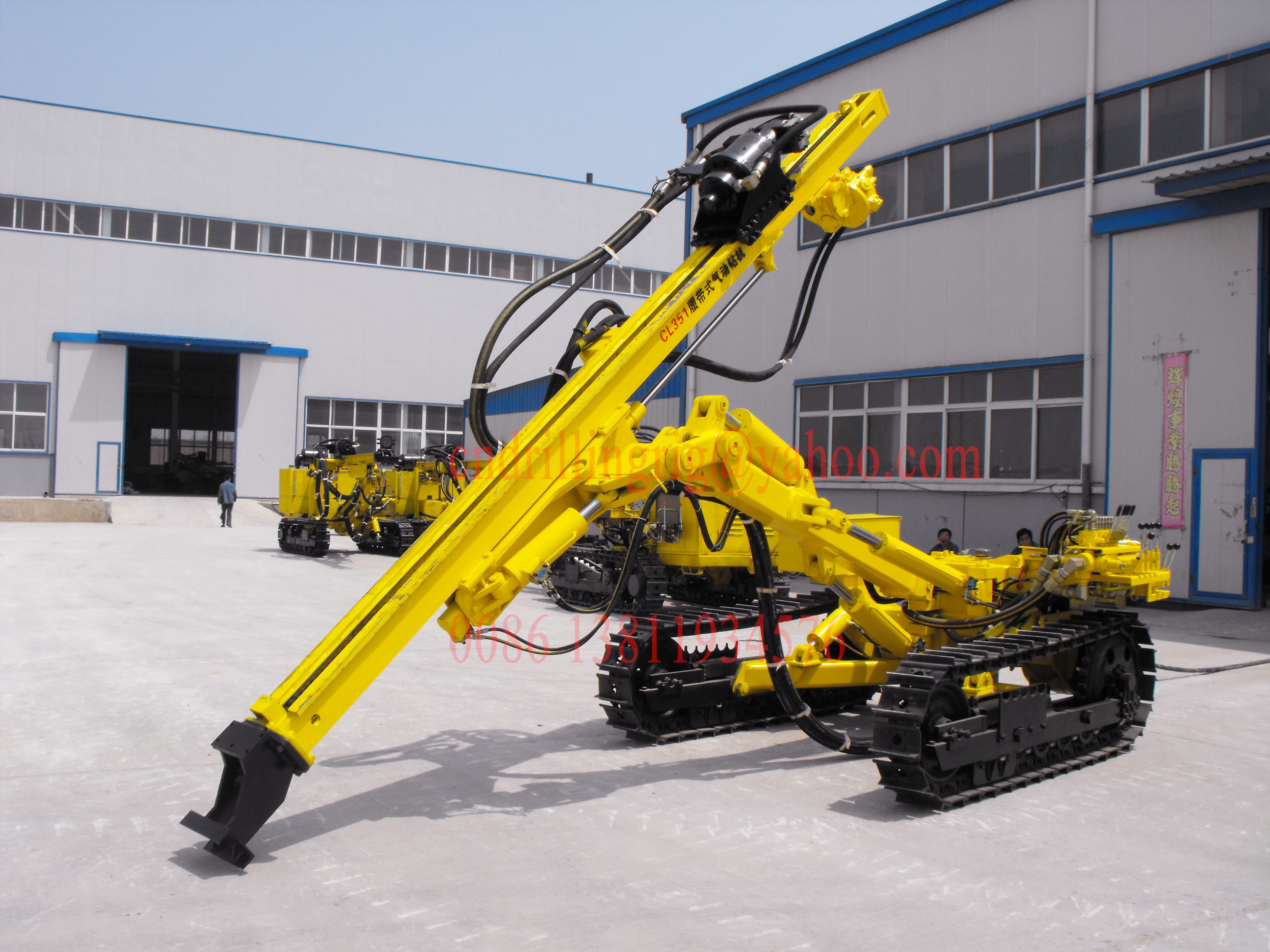 Crawler Pneumatic Rock Drilling Machine, Atlas Copco CM351 DTH Drilling Rig