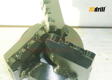 Harga yang bagus Alat Pengeboran Sumur Air 10 '' Formasi Soft Drag Bits Dengan 3 Blade Sayap on line
