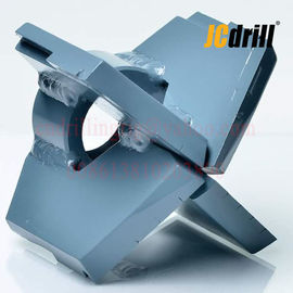 Harga yang bagus 4 Sayap 12 inch Chevron Langkah Drill Bit Alat Pemboran Air Sumur Standar API on line